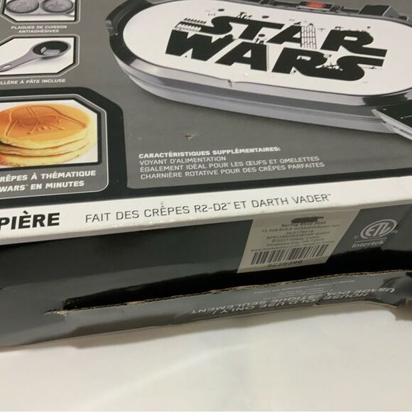 Disney Star Wars R2-D2 & Darth Vader Pancake Maker Intertek LSW-300CN New - Picture 2 of 7